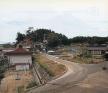 This place used to flourish with one of the three major cattle fairs in the Chugokn district (Photograph taken circa 1994)