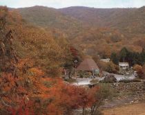 The Rokunohara district, kept in good condition; the remains of tatara are also preserved here (Photograph taken circa 1994)